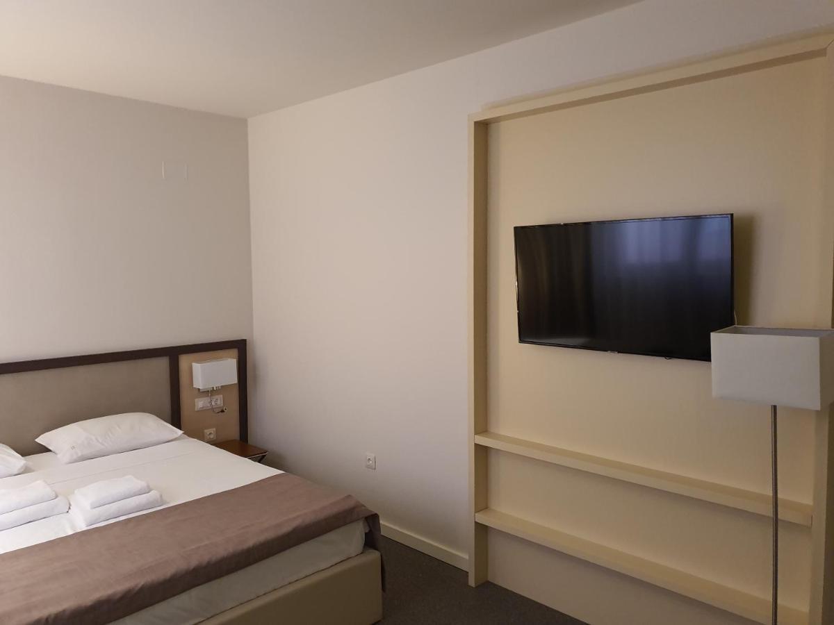 Hotel Bono Budva Luaran gambar